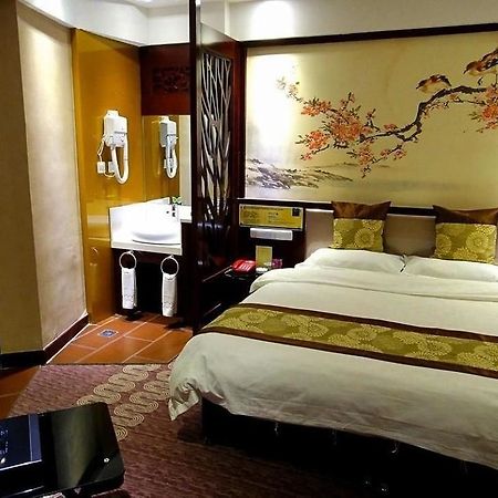 Xianyang Times Dynasty Hotel Экстерьер фото